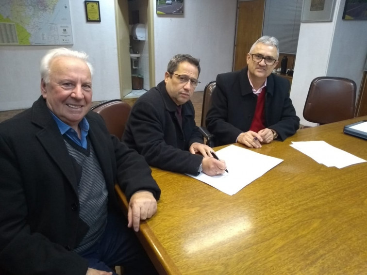 Investimento de quase meio milhão garante mais calçamento em Pejuçara