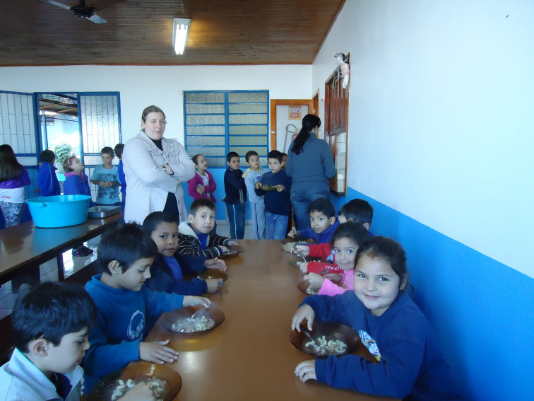 Mais de R$ 90 mil foram investidos para aquisição da alimentação escolar em Pejuçara