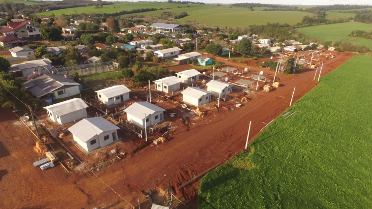Primeiras unidades de Conjunto Habitacional entram na fase final de construção