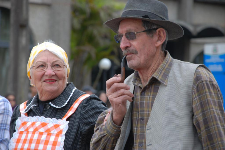 DESFILE TEMÁTICO DOS 50 ANOS