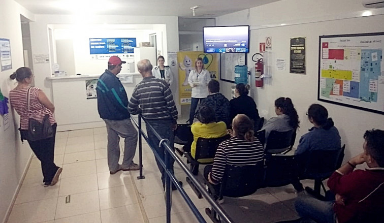 População recebe orientações sobre uso racional de medicamentos