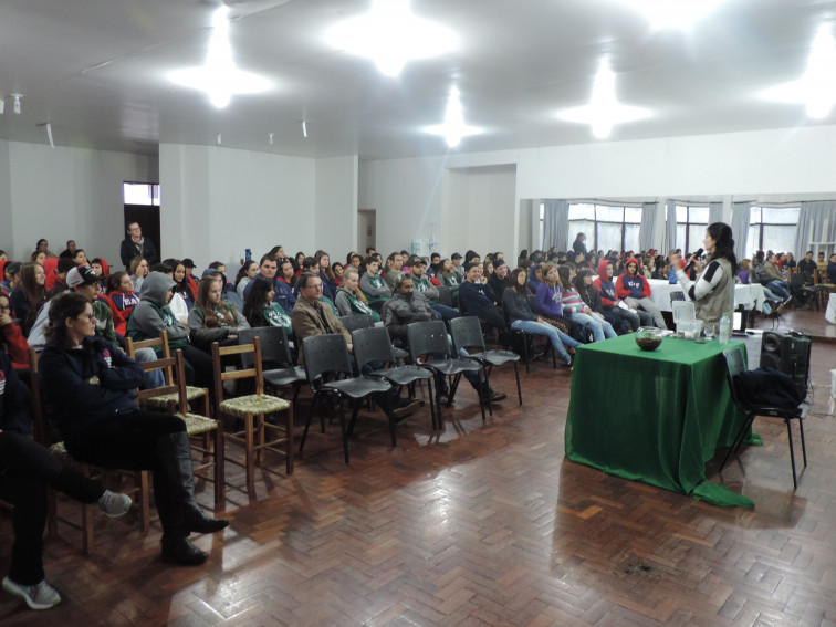 Gabinete da 1ª Dama promove palestra sobre saúde e bem estar