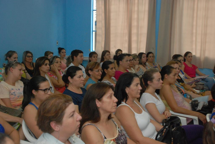 Profissionais da Educação participam de palestra sobre Planejamento em Educação