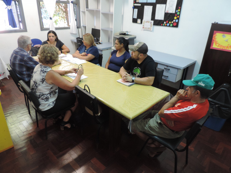 Prefeito participa de reuniões de abertura do ano letivo na EMP, EMEI E CEPIB