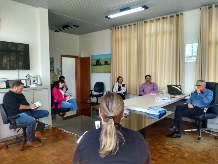 Atendimento com restrições é retoma no Centro Administrativo Municipal