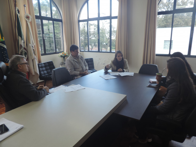 ADMINISTRAÇÃO PÚBLICA MUNICIPAL CELEBRA PARCERIA COM A UNIAPE